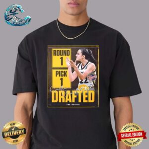 Caitlin Clark Goes First Overall To The Indiana Fever In The WNBA Draft 2024 Classic T-Shirt