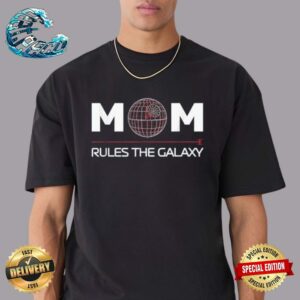 Star Wars Day 2024 Mom Rules the Galaxy Family Birthday Mother’s Day Unisex T-Shirt