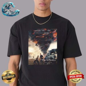 Official New Poster For Twisters Releasing In Theaters On July 19 Vintage T-Shirt