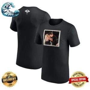 Liv Morgan And Dominik Mysterio Kiss Photo Two Sides Print Unisex T-Shirt
